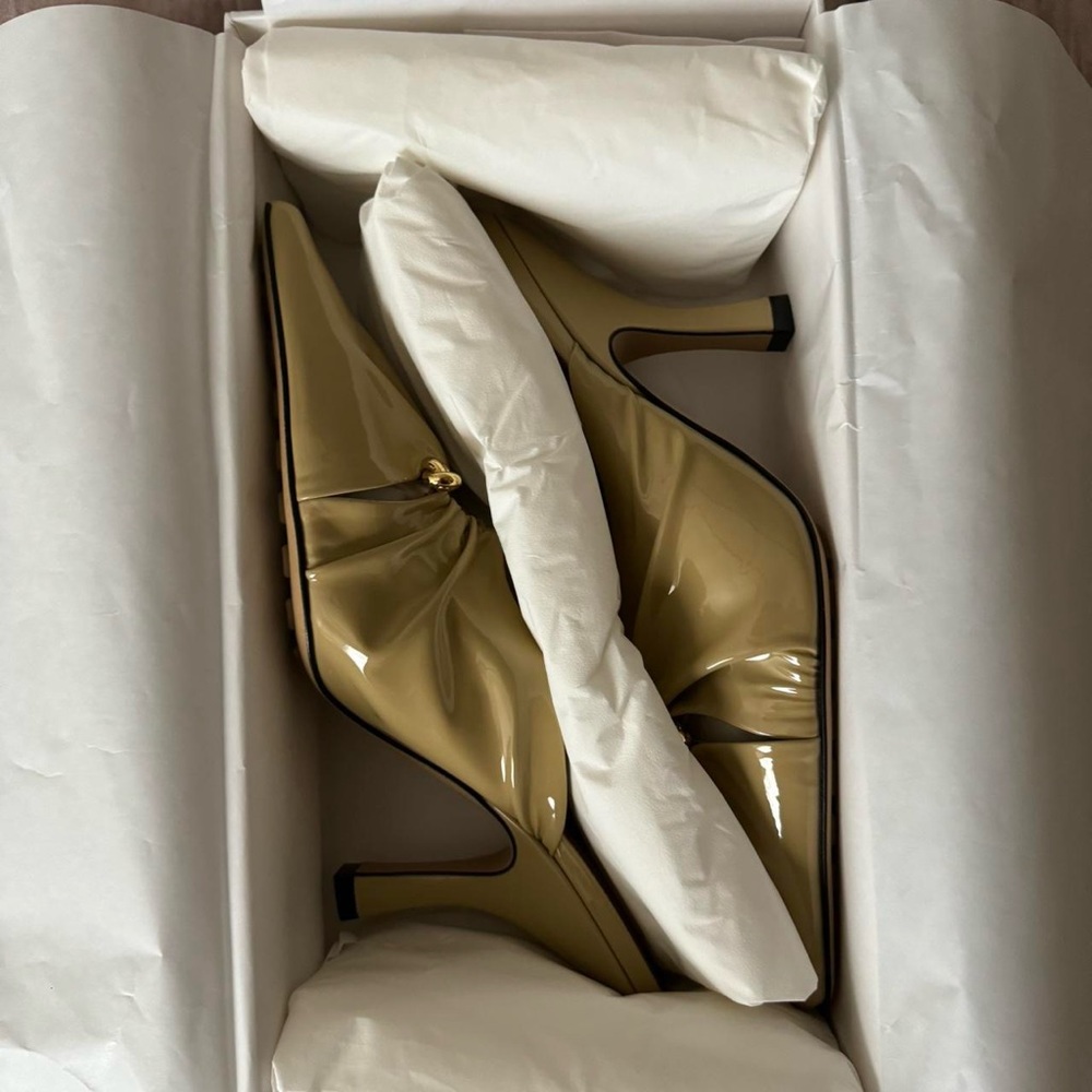 Bottega Veneta bunnie calfskin mule pumps - Picture 4 of 8